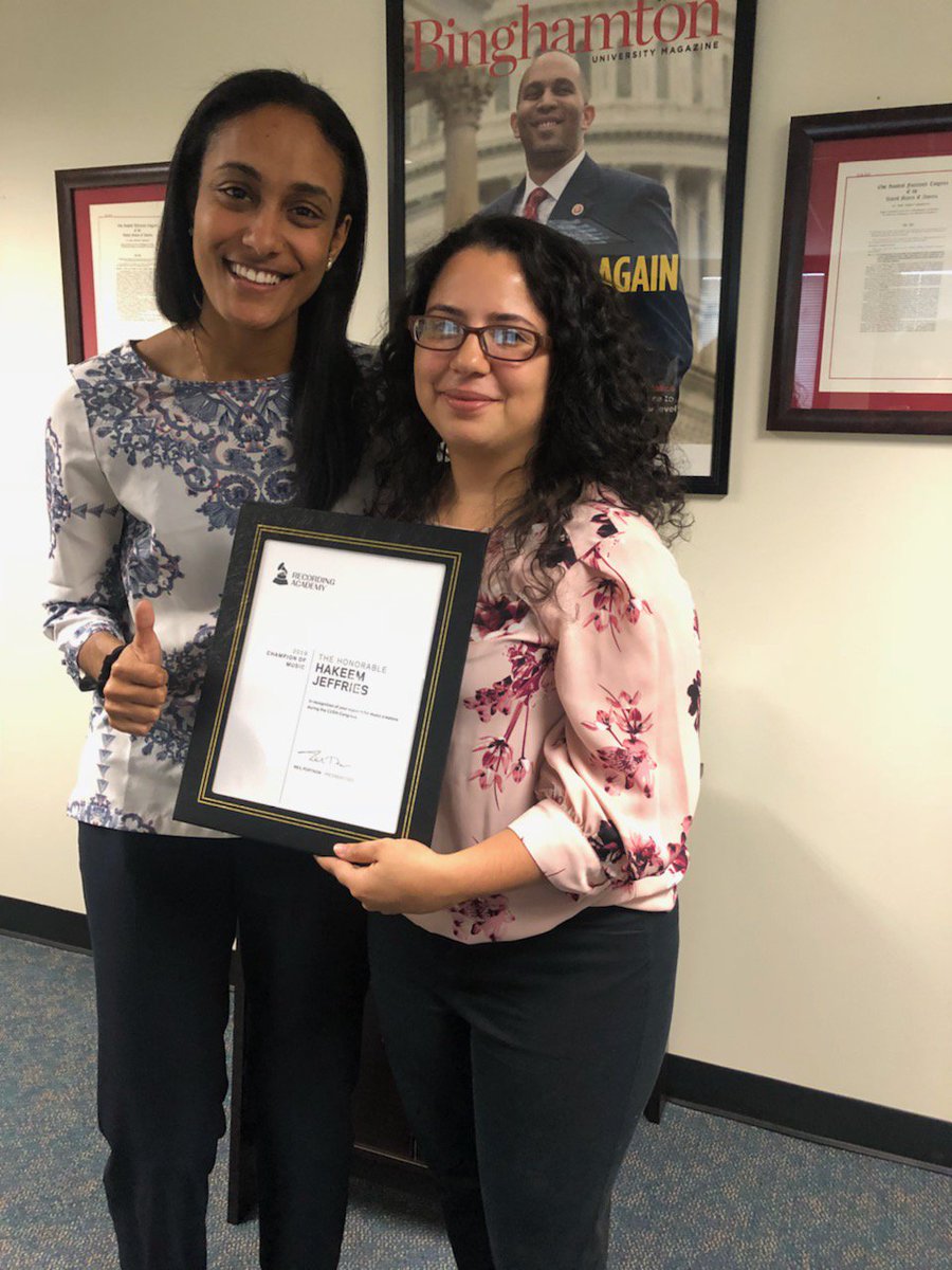 RichardBarone's tweet image. Today is @GRAMMYAdvocacy #DistrictAdvocate Day. I'm so proud of my #NYChapter teams! Here are @RepYvetteClarke w/ #ChazCleveland &amp;amp; #KatherineTurman; Marie Figueroa &amp;amp; Maron Alemu of @RepJeffries office snapped by #MeganWolford, presented w/ certificates of gratitude.@RecordingAcad