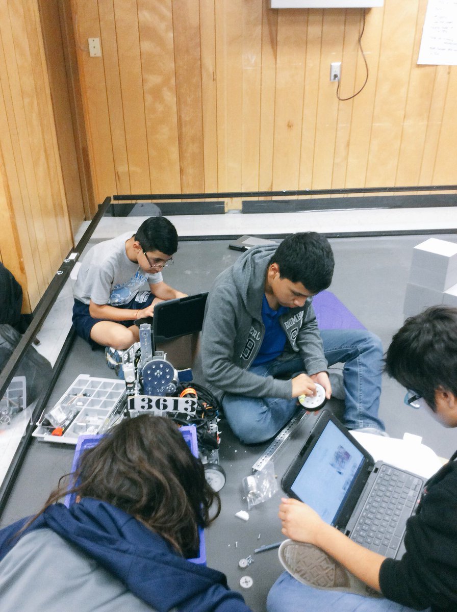 robies2018's tweet photo. Thank you Gavin Lopez and Enrique Gonzalez for coming out and helping us move forward! #FIRSTRGV #first #robies #ROVERRRUCKUS https://t.co/UonJh6aPpp
