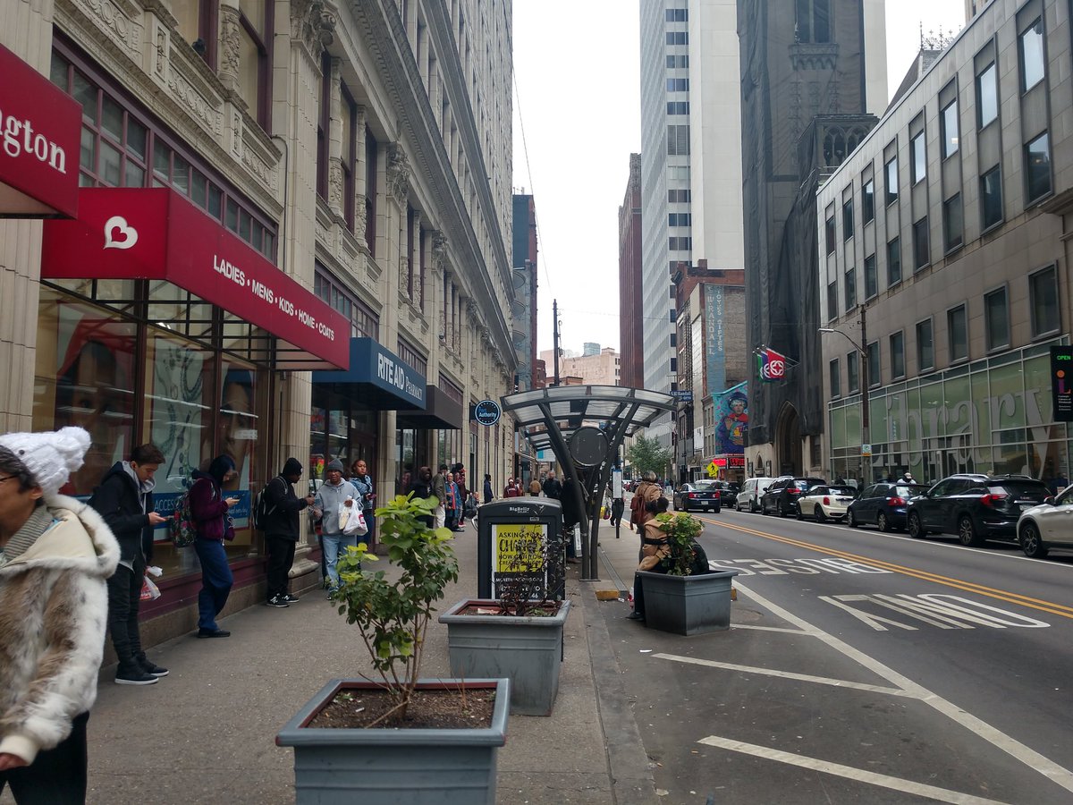 daka_x's tweet image. Incredible time in Pittsburgh at @RailVolution, talking to many professionals in transit planning, architecture and city planning fields.  I even found @SkyTrain4Surrey&apos;s equivalent from Hawaii! Next year this transit conference is coming to Vancouver! Can&apos;t wait! #railvolution