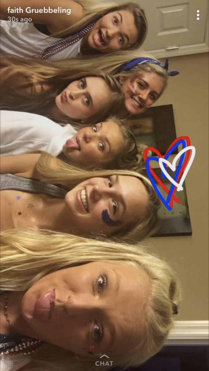 mandaa_134's tweet photo. Happy bday to my longtime bestie❣️❣️couldn’t imagine life without ur crazy ass:) love you and hope it’s a great one! https://t.co/Bk9fHx4FsI