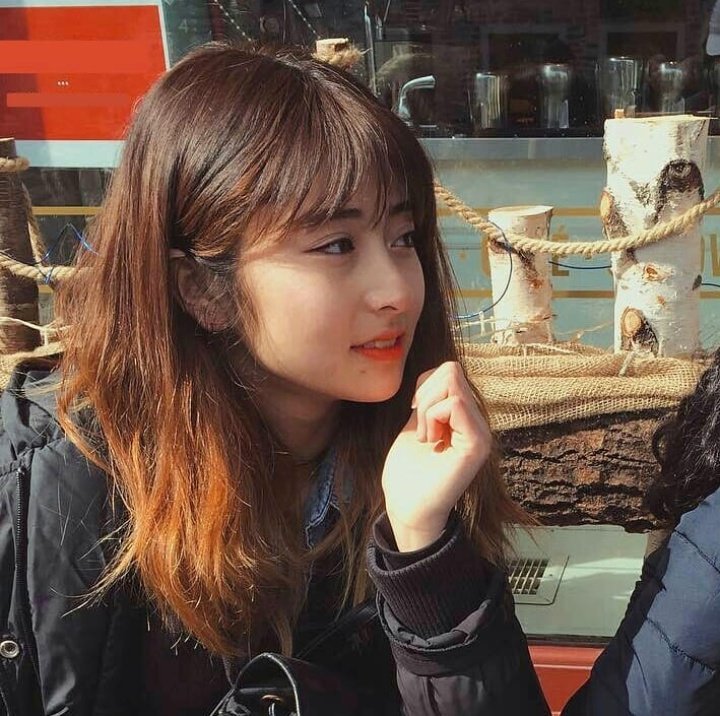 Heo Yun Jin – EYES ON GIRLS