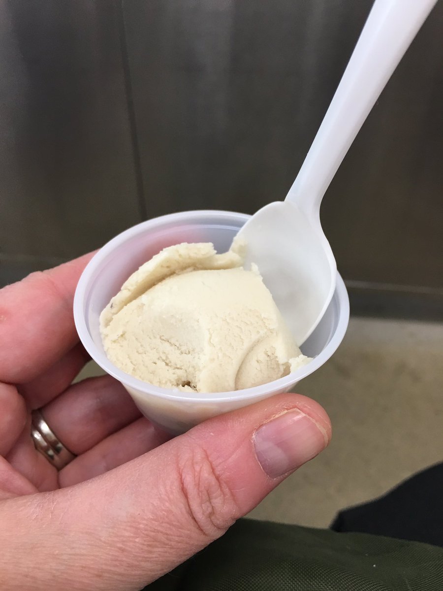 OntBeanGrowers's tweet photo. I did manage to get a pic of the lentil ice treat (they referred to it as ice cream...but there is no dairy in it). They combined lentil and barley protein and the fat used was coconut  “milk”. It was good but it definitely had a more watery taste than real ice cream. #CPRW18 https://t.co/fVDweuCtUh