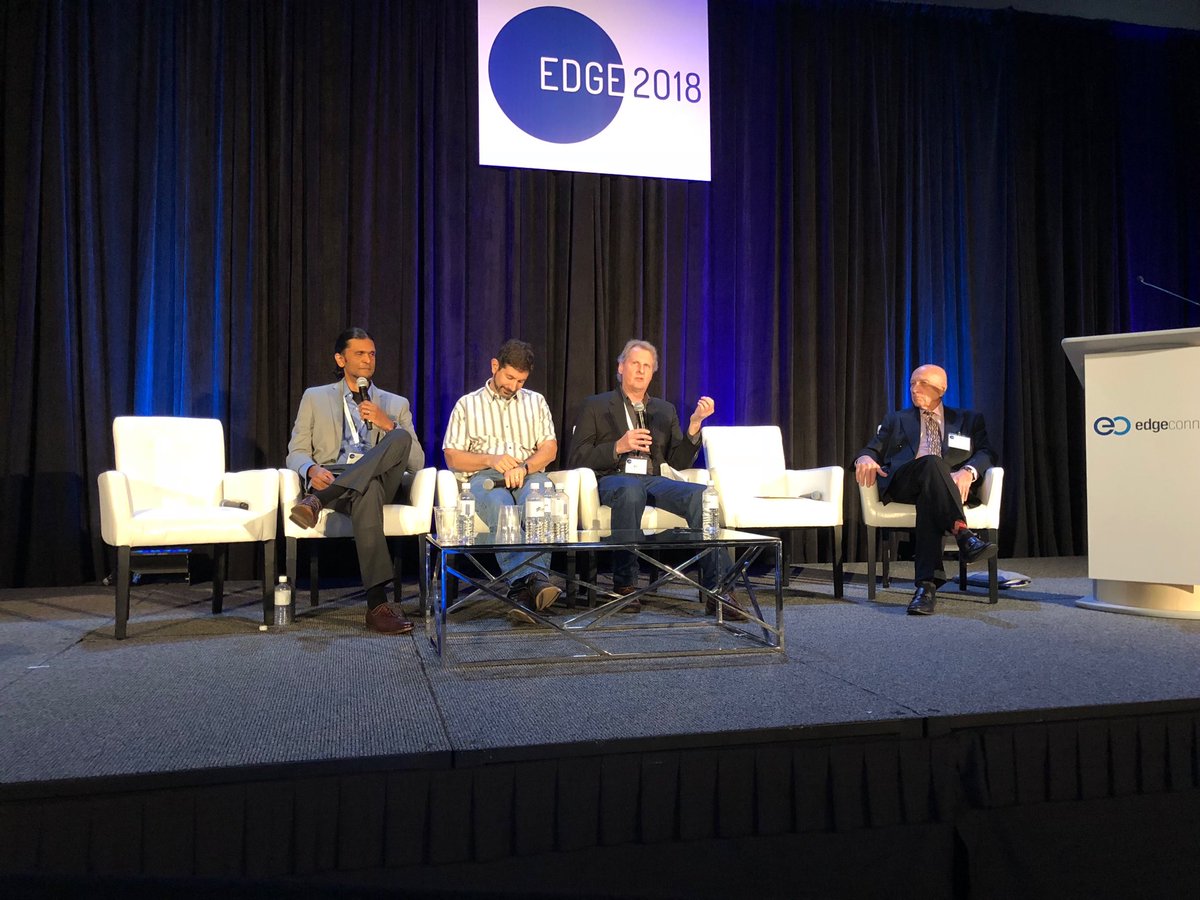 mthiele10's tweet photo. #theedge2018 a panel on #AI &amp; #ML with @zehicle of ⁦@rackngo⁩ &amp; Sri Sukhi of @Solecular https://t.co/UrlwnEA2w6
