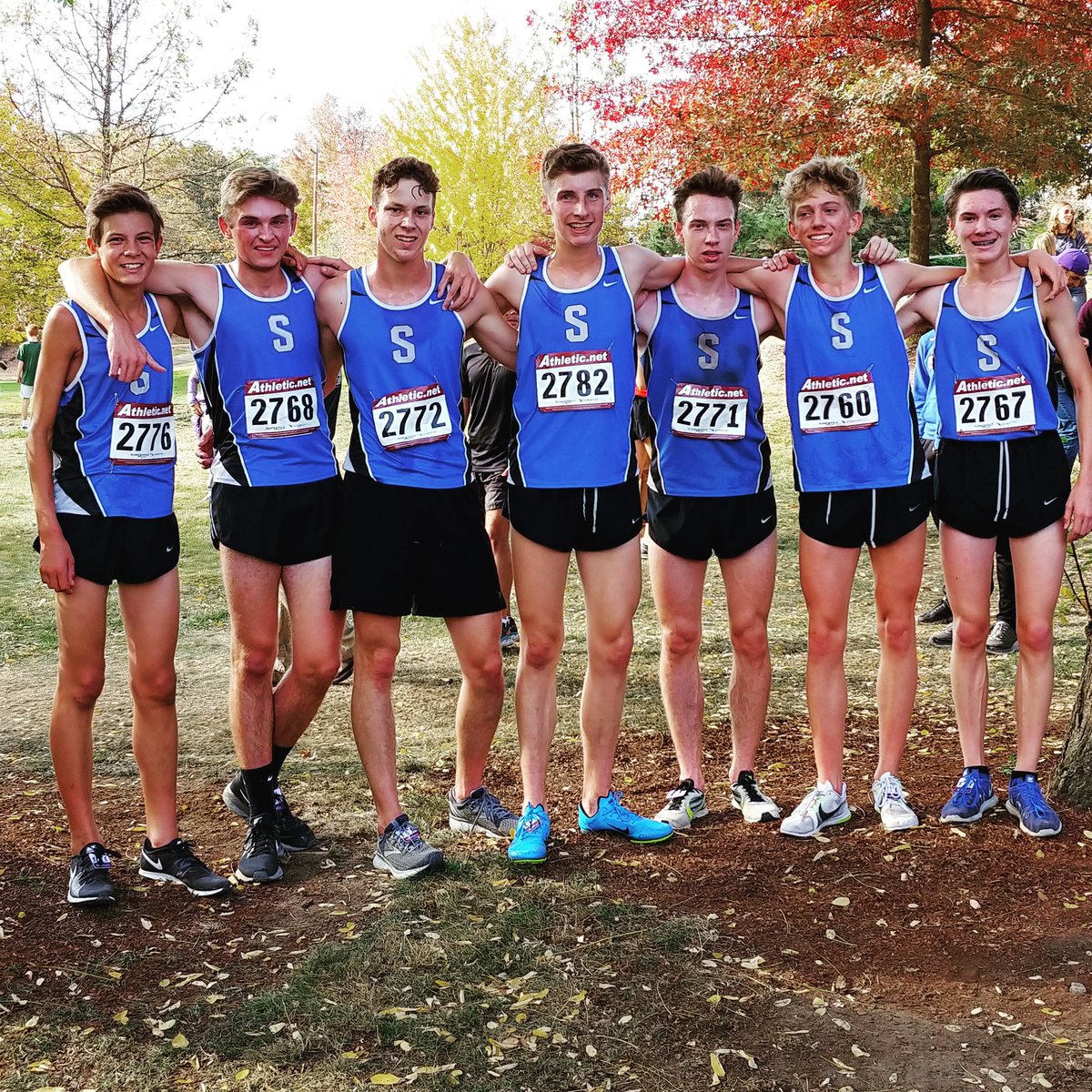 kellykid76's tweet photo. South Medford Varsity Men's Cross Country Team- 2nd Place in Districts!!! #smedfordhs #gopanthers #ontostate @MSD549C https://t.co/bX8jjjtzwW