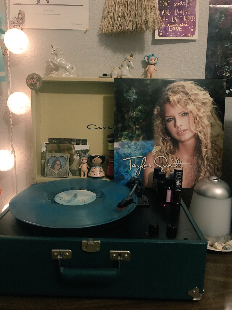 youbelongwitht's tweet photo. @taylornation13 I have my Taylor vinyl and Iโm listening to it and tonight and having all the FEELINGS! #10YearsofTaylorSwift https://t.co/8ryoXl0L0x