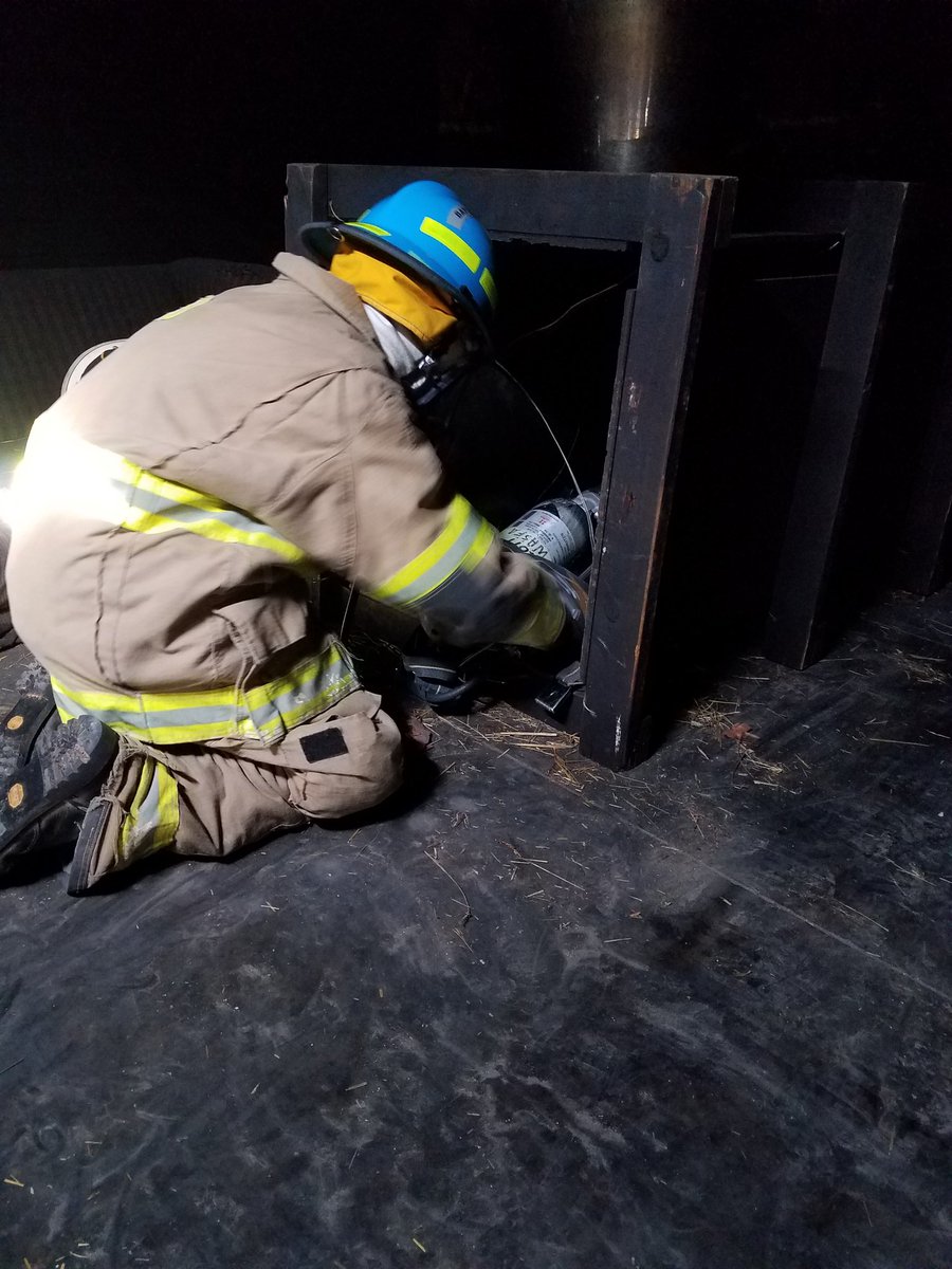 Great time with @WHSFAChief at @ForsythTechCC fire trng center. SCBA drills with cadets. Good to see old friends from @cityofwsfire and @ForsythCountyNC FD. #wsfcs #packstrong