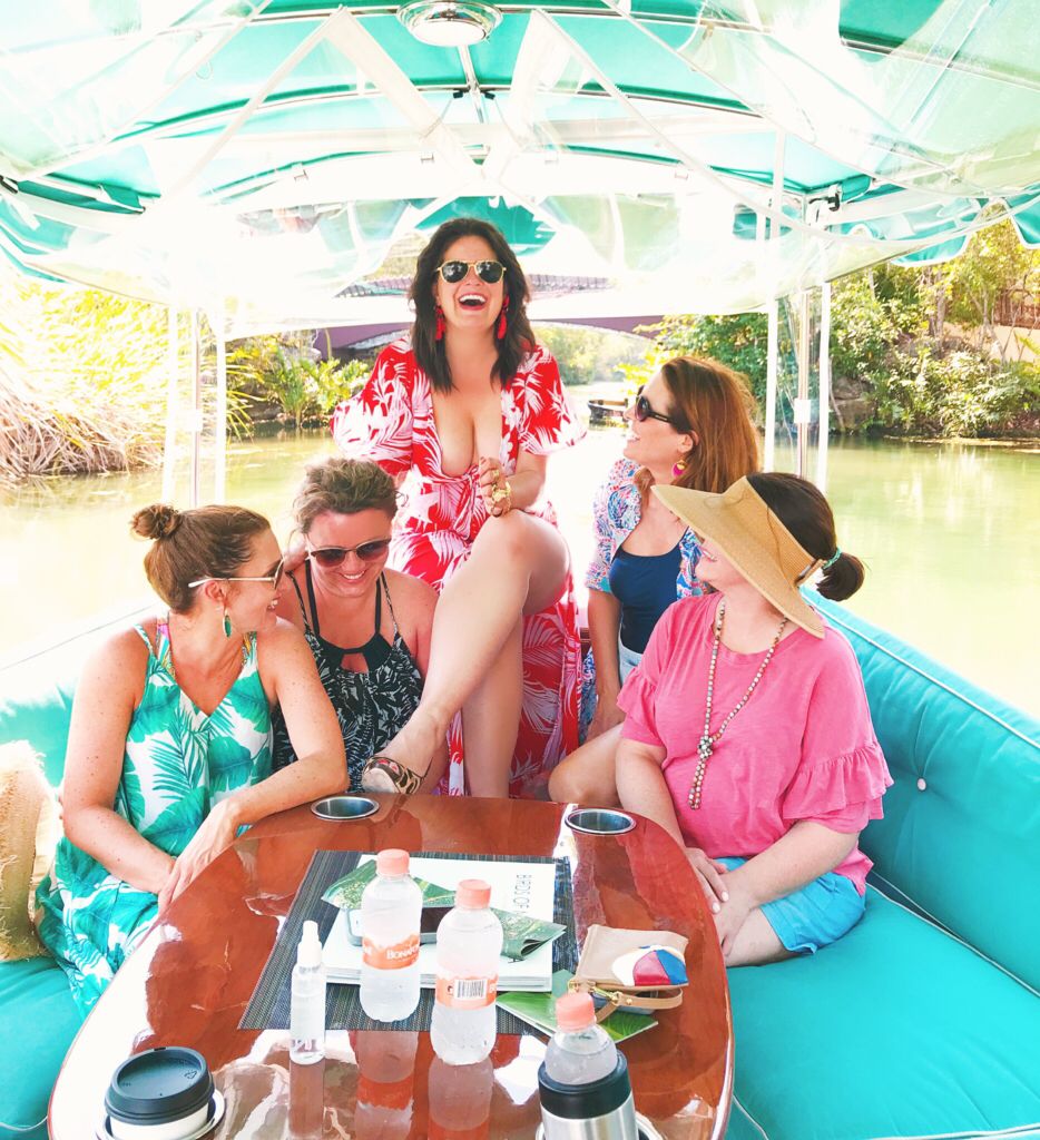 TheBodyBook's tweet image. Girlfriend Getaway: The Ultimate Guide To Hosting A “GirlsMoon” buff.ly/2O1DHac @AndazMayakoba