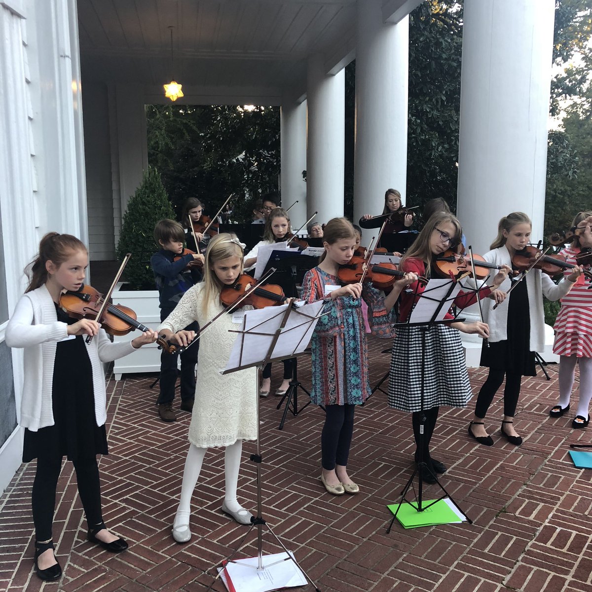 EveCWhite's tweet image. @CSARTS students at the Duke Mansion as we anticipate the future and here’s to 50 more years!  #csarts