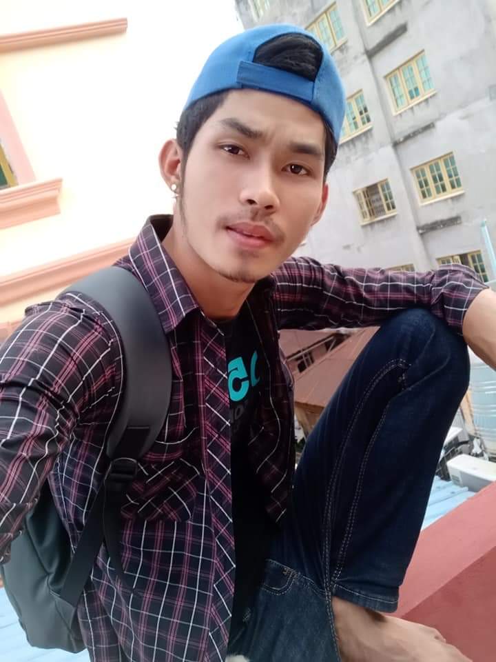 deleted_IlIIII's tweet photo. ကိုယ္​့ကို အာယံုလာရင္​ Retweet သြား.... https://t.co/fqHR64GpAZ