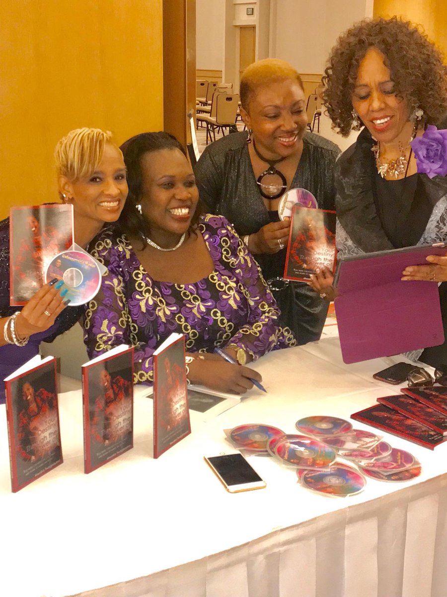 ProphetessMwaka's tweet photo. After I Ministered, my book “Unlocking your Destiny through the power of prayer was sold Out! Wow what a desire for knowledge these people here have.! It’s humbling to see the great impact of my ministry here, glory to God! #WordConference #SouthernCalifornia https://t.co/kZmcvC4MKj
