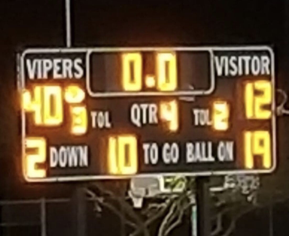 4-0 Region Champs #VerradoFootball <a href="/Verrado_Vipers/">Verrado Viper Football</a> <a href="/VFBboosters/">Verrado FB Boosters</a> <a href="/CoachDuplain/">Coach Duplain</a> <a href="/DuaneWigton/">Duane Wigton</a>