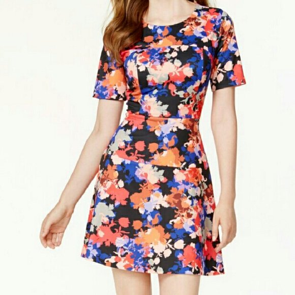 So good I had to share! Check out all the items I'm loving on @Poshmarkapp from @PoshinistaJen #poshmark<a href="/tag/fashion"class="tags"><span>#fashion</span></a><a href="/tag/shopmycloset"class="tags"><span>#shopmycloset</span></a><a href="/tag/style"class="tags"><span>#style</span></a><a href="/tag/nfl"class="tags"><span>#nfl</span></a><a href="/tag/poshmark"class="tags"><span>#poshmark</span></a><a href="/tag/aeropostale"class="tags"><span>#aeropostale</span></a>