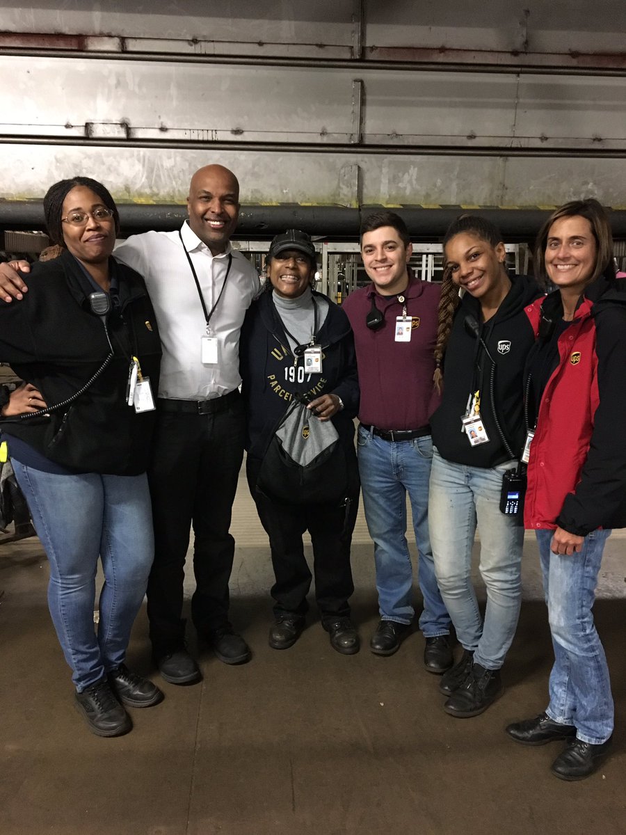 Small Sort Celebrating 18 Years of Service and a Happy Retirement for Athena Spraggans. #PHLteamsnaps @JohnEitel2 @UPSTrayceParker @phillyteamsfan8 #chesaepeakeupsers