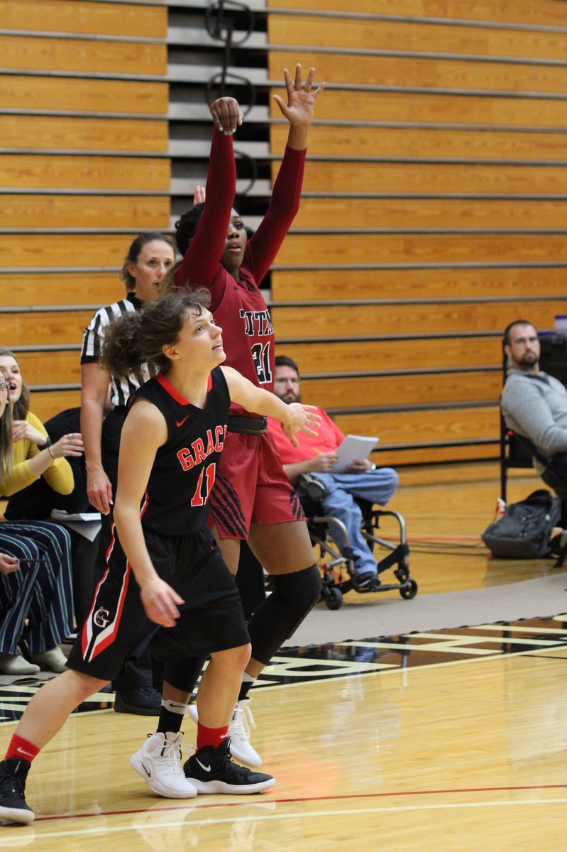 IUSBTitans's tweet photo. | FINAL |
๐จTITANS WIN๐จ
@IUSBWBB tops @GraceLancers 77-58 in their season opener at home!
#iusbwbb #TitansBasketball https://t.co/VC7xydEWME