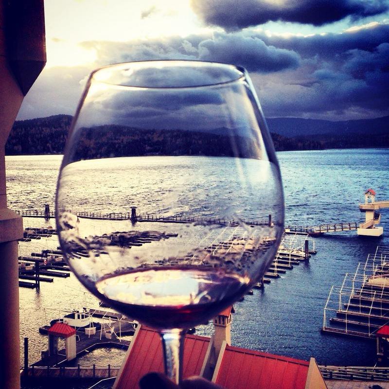 AutumnPriscilla's tweet photo. 🍷🌍 Perfection* 📷@Enrico.onthewine
.
.
.#vineyard #wines #vintage #terroir #winestorytelling #grapes #love #sommelier #redwine #whitewine #champagne #rosewine #rose #wineglass #winery #winemaker #wines #instatravel #wineblogger #drink #instafood #wineclub https://t.co/W5XwemJKLE