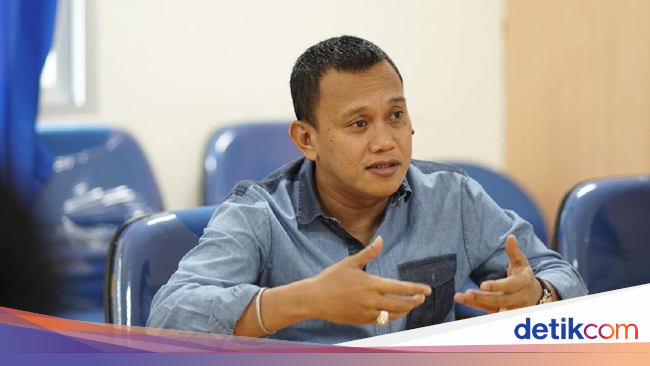 pringgani's tweet photo. Timses Yakin 'Rontoknya' Pengurus PKS Daerah Akan Untungkan Jokowi https://t.co/TQN3S5BqnR https://t.co/h56M7bK4Vu