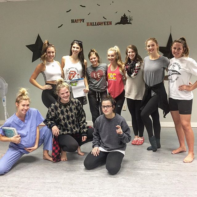 LEDanceStudio's tweet photo. Halloween week 🎃 represented by our graduating seniors representing our Le Dance faculty .
.
.
.
.
.
#twinning #ledance #dancers #halloweencostume #creative #dance #kc #lookalike #makeitsizzle https://t.co/6KTzcst9BS