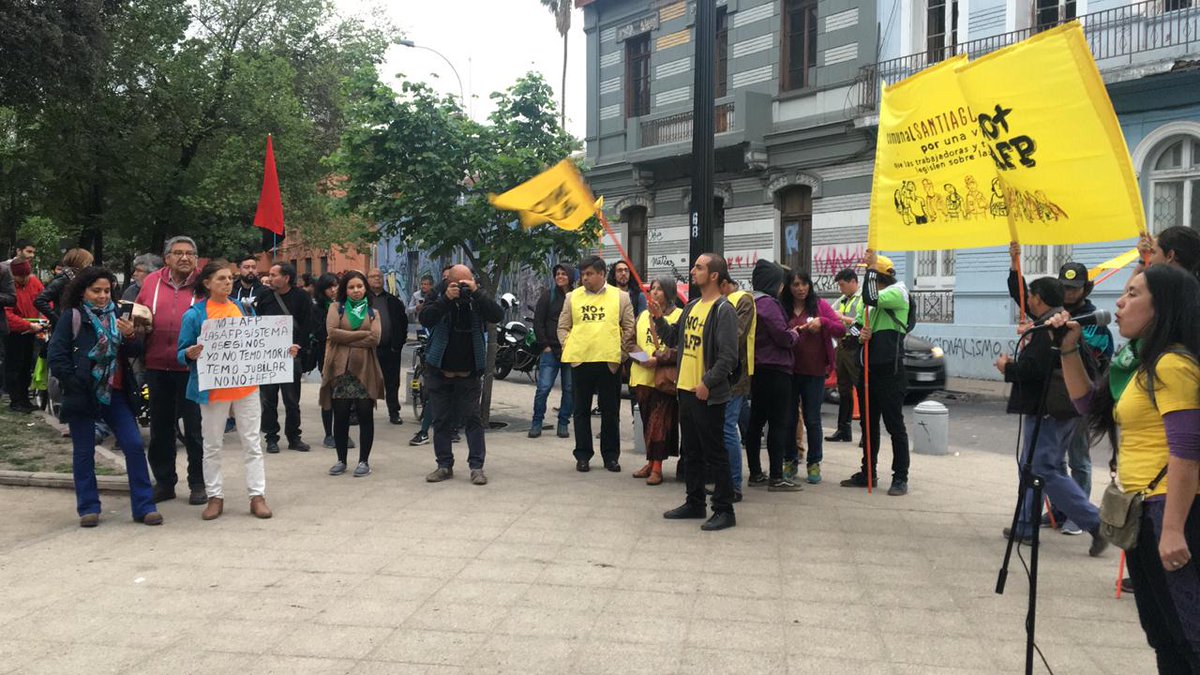 NomasAfpMetro's tweet photo. Santiago Centro
Organizados para terminar con las AFP
#El24YoProtesto #NoMasAFP https://t.co/V2LXw92VhA