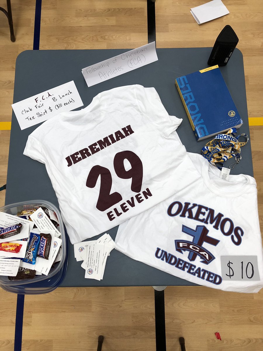 okemosfca's tweet photo. FCA meeting next Wednesday 10/31 at 7:00am!! 👻🤡 Bring $10 if you would like to purchase an FCA shirt. Donuts will be provided!! Come and receive a great message!!🤩 https://t.co/LzKQmlYHSd