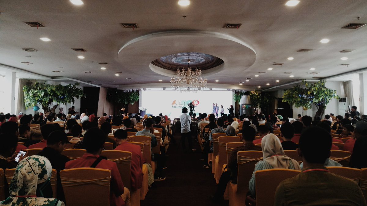 sagoofestivity's tweet photo. IT'S ON!! SEMINAR SAGOO FESTIVITY 2018!! https://t.co/n0J86EkNUF