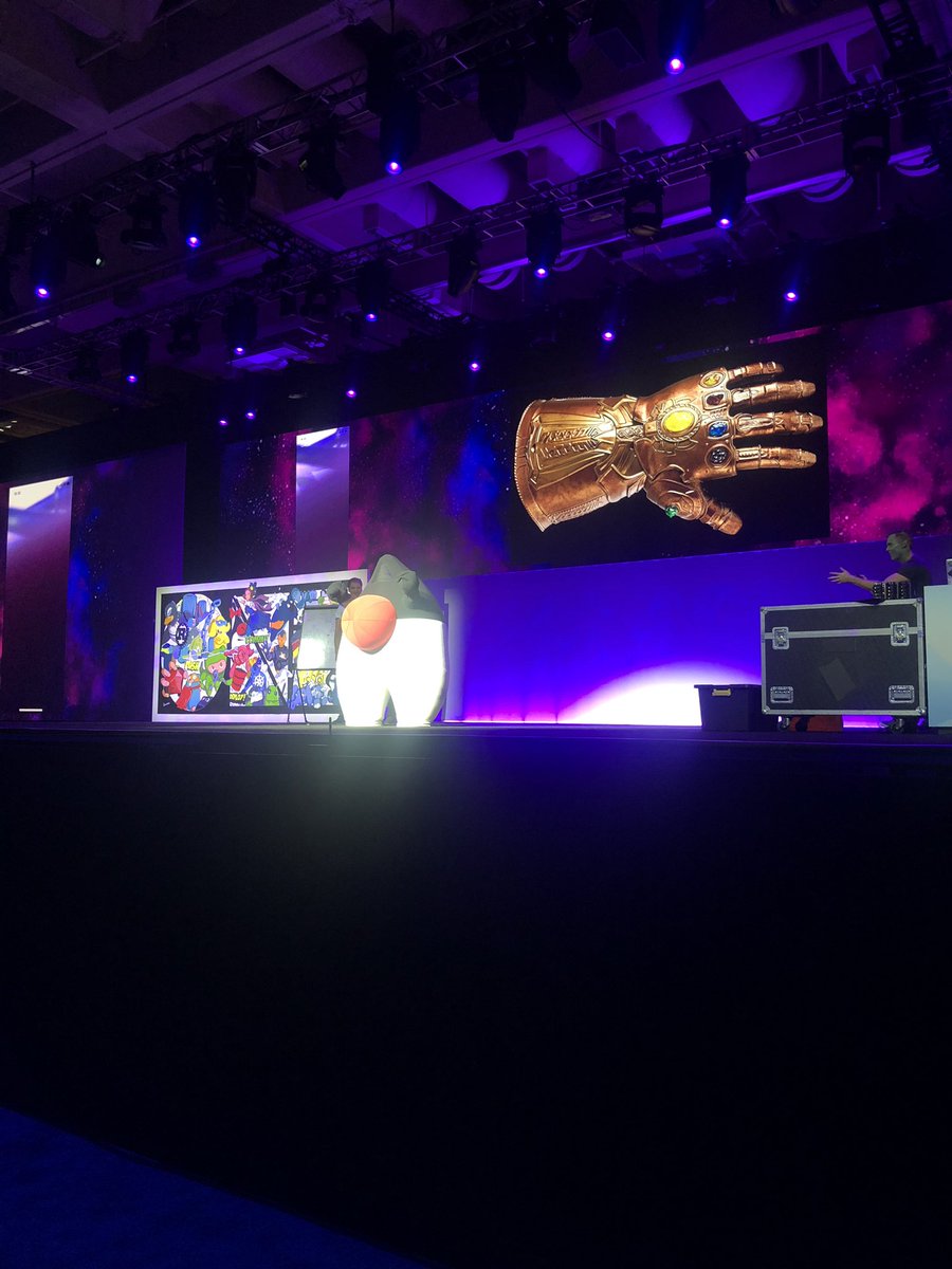mayareyes23's tweet photo. #OracleCodeOne keynote in the #Marvel universe 😂 hilarious! https://t.co/6Jc5I9S0dA