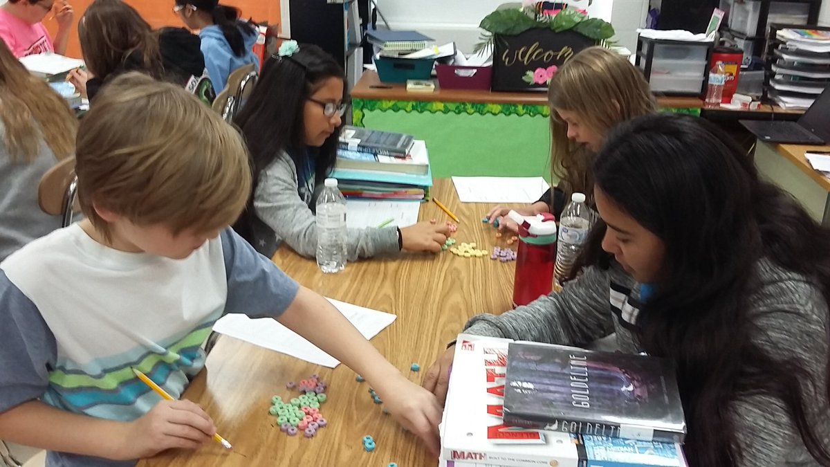 Ms. Mak’s 6th grade Cambridge Fruit Loop Ratio Lab <a href="/ZooSchoolMNPS/">ZooSchoolMNPS</a>