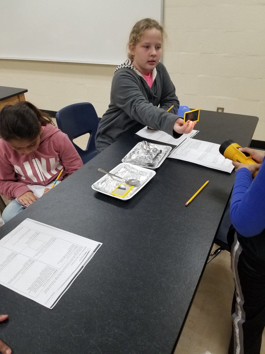 All about light! Which objects reflect and which objects refract? So exciting to figure it out and "light" the way for 5th grade to learn! #sciencerocks <a href="/WISDHardy/">Hardy Elementary</a> #CCH5tHSQUAD