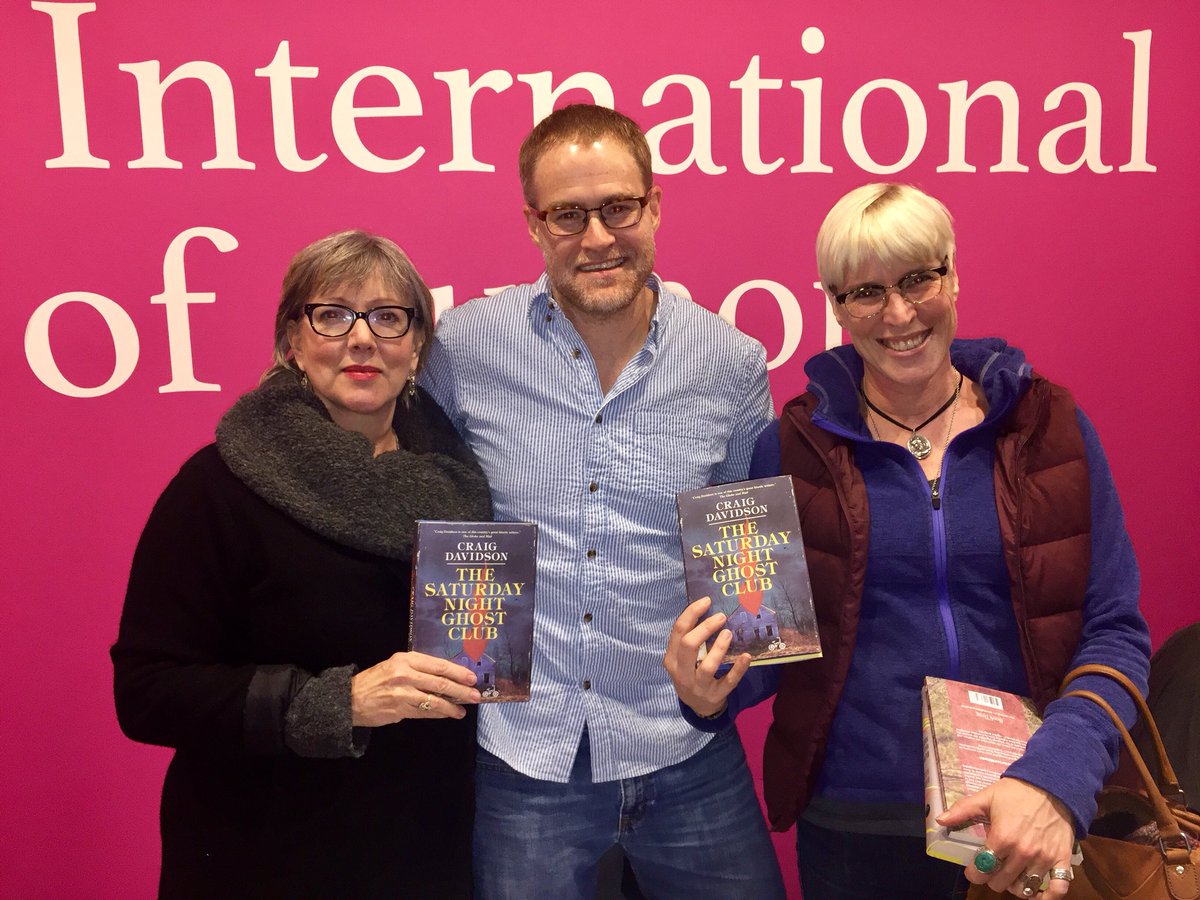 rondavis88's tweet photo. More authors and staff at the fabulous @festofauthors #CraigDavidson #LisaPasold @Laurenbdavis @LesleyCrewe #JuliaYu #RawiHage #CarolBruneau https://t.co/rJWrn5ABkb