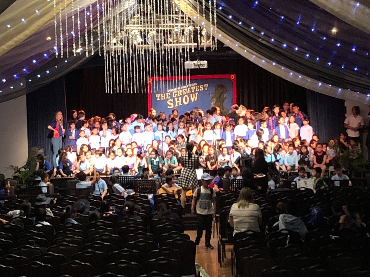 lanniep__'s tweet image. Truly is The Greatest Show! It’ll be an amazing night.. get ready ☺️☺️ #CommunityOfSchools
