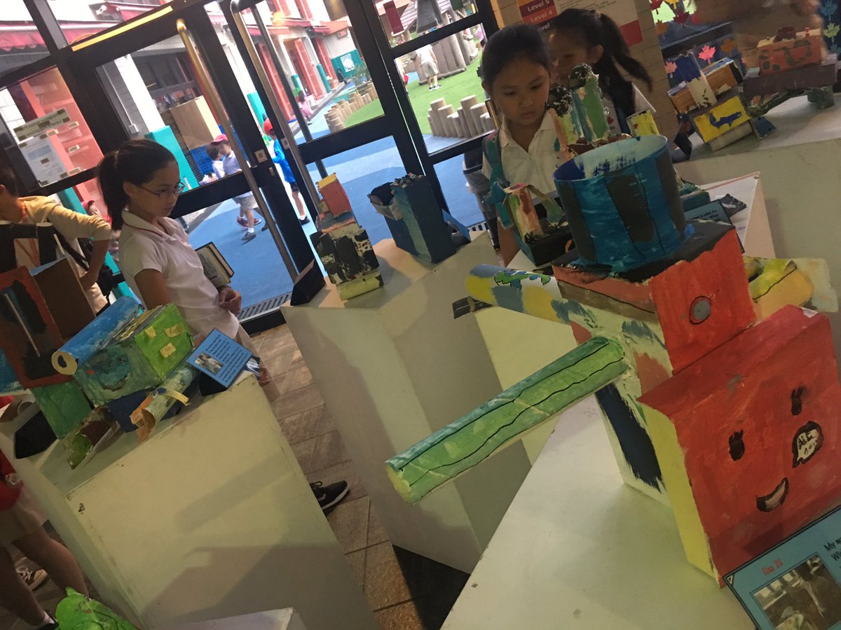 alytree's tweet image. Big ideas, come from little people. G2 inventions #cdnisprojectinnovate @Makerspaces_com @Todd_McLellan