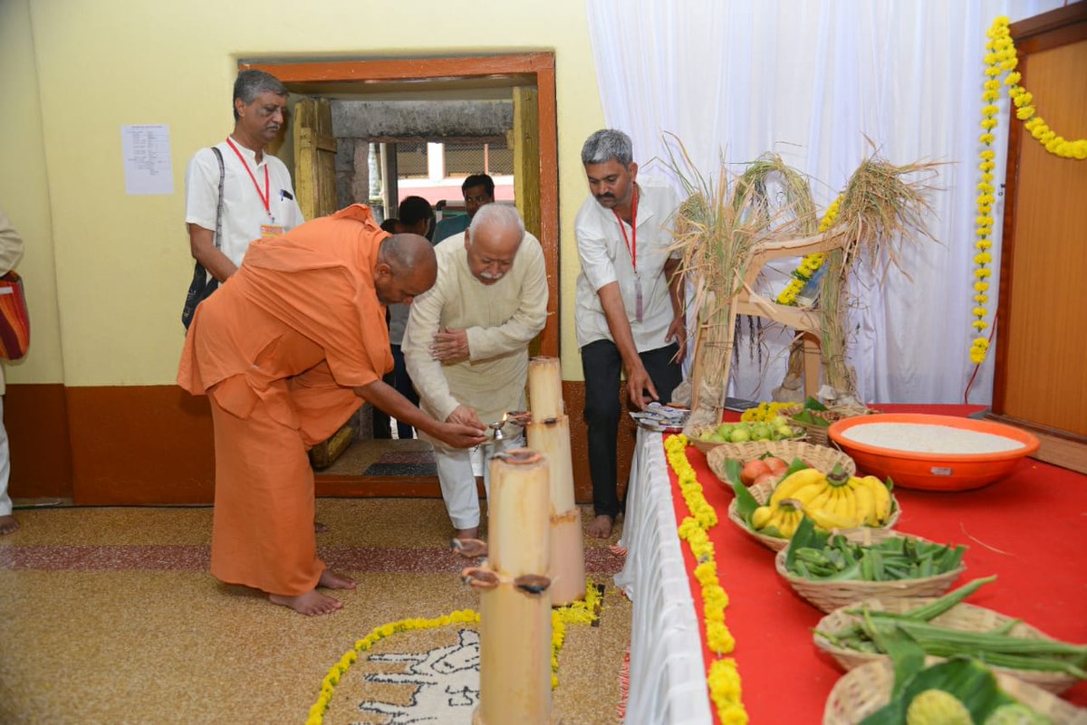 Adhrushya Kadsiddheswar tweet media