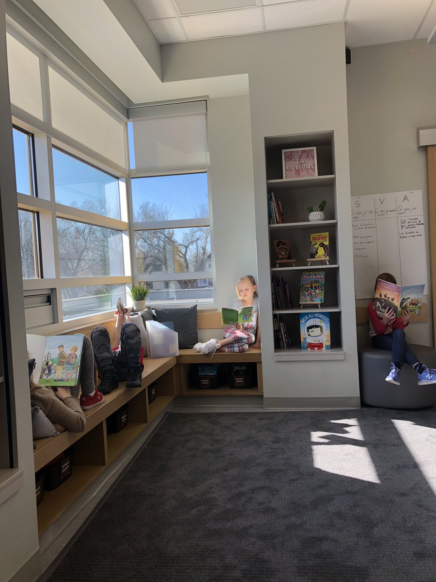 Connaughtcomets's tweet photo. Mme Fox @Runswiftfox and Mme Diop have created a beautiful space and balanced literacy structure for our kids to flourish in. #engagedkids #responsiveinstruction #balancedjoyfulliteracy #talentededucators #communityofexcellence https://t.co/KtLo2bgYDV