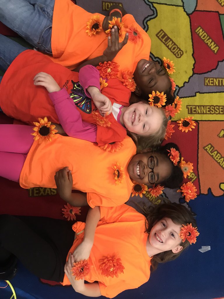 AuLaurenMillion's tweet photo. Unity Day 2018, you were a success!! 🧡🧡 Each and every day we should be united for kindness, acceptance and inclusion! Let’s continue to break barriers and division, together we can! #UnityDay2018 #UnityInOurCommunities #BeAllYouCanBe #BullyFree https://t.co/nqJem9a9FJ