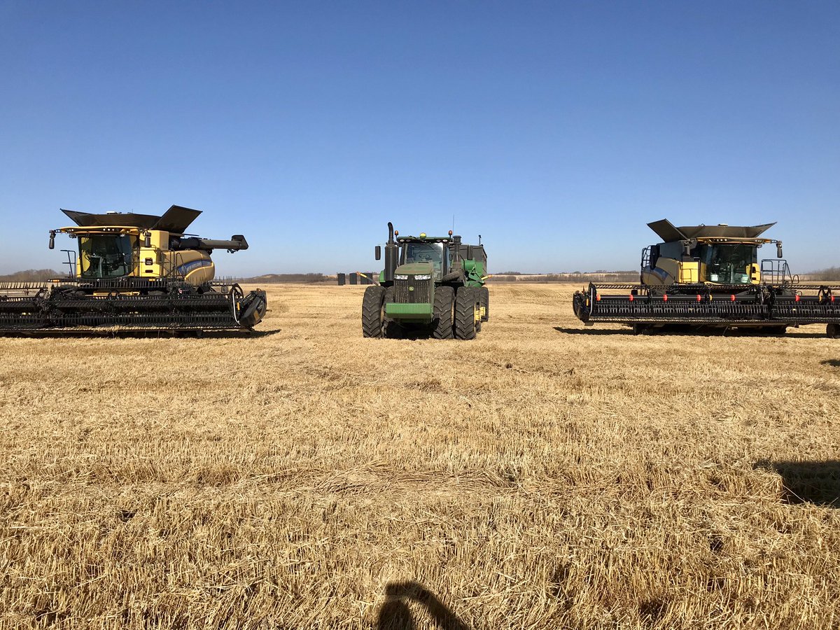 NoellaDomotor's tweet photo. @Turtlefordcu @TADRA2018 @ChrestenNielsen Harvest complete. Thanks to the many volunteers for their time and equipment and of course the delicious lunch served by Jodi Nielsen. https://t.co/3D5GiRLHFE