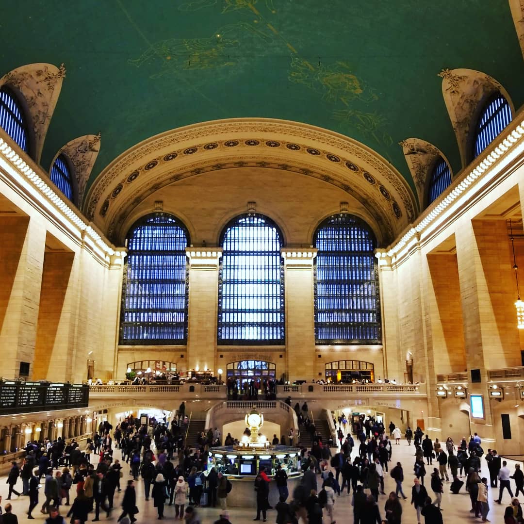 TerenceSO1's tweet photo. A terminal where is full of history, happiness and sadness since 1871! 

#NYC #newyork #US #紐約 #manhattan #grandcentralterminal #grandcentralterminalnyc #newyorkmetro #trainstation #heritage #history #flyingman #hongkong #hk #hkig #newfootrprint #footprint #tourist https://t.co/3TcKkLB7dS