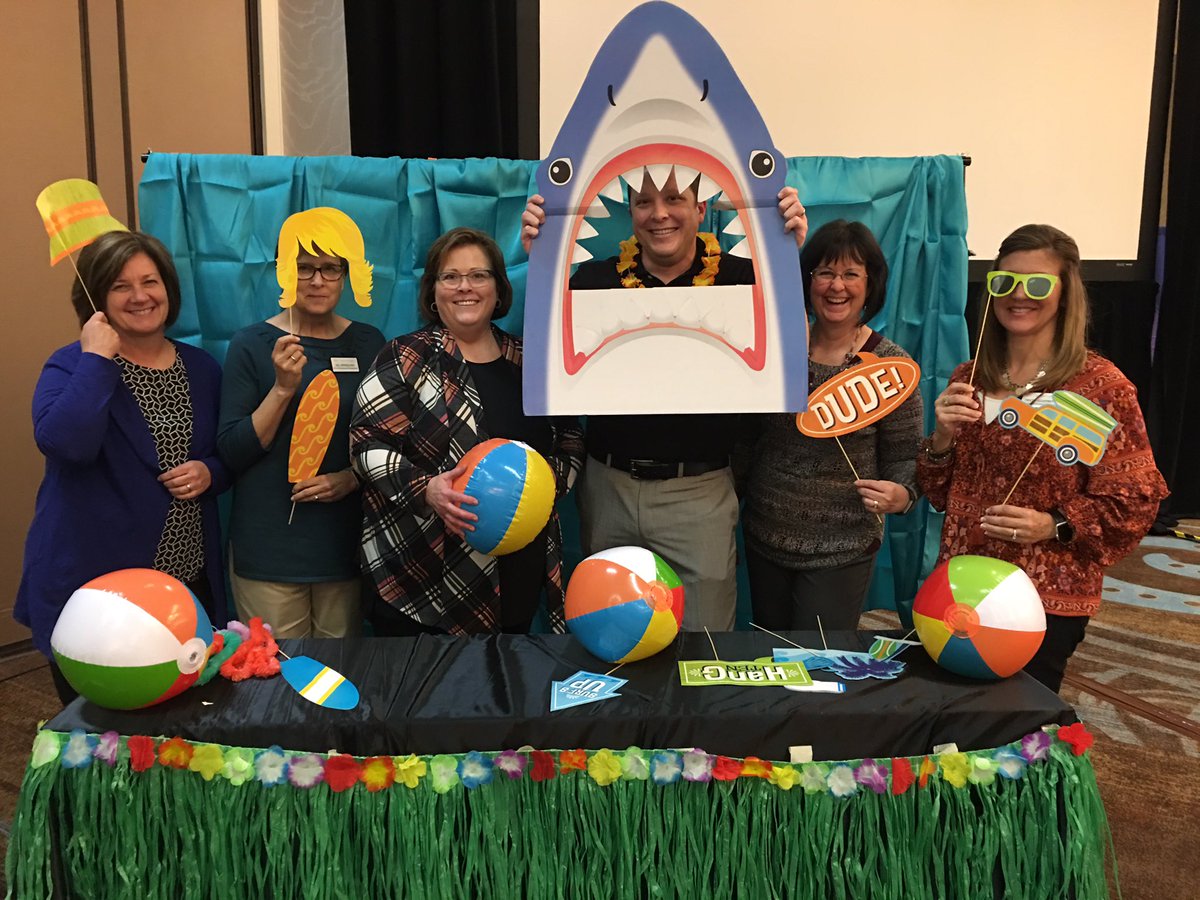 LesliLaughter's tweet photo. 806 Technologies having fun at ACET. #ACETCONF  #806Technologies https://t.co/EPXudqPwZW