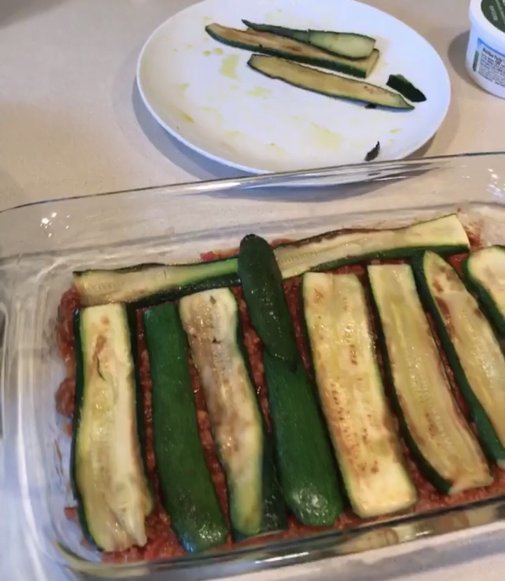 erichadanielle's tweet photo. Zucchini Lasagna https://t.co/xndxAn9Rzb https://t.co/gkTOHPaC6m