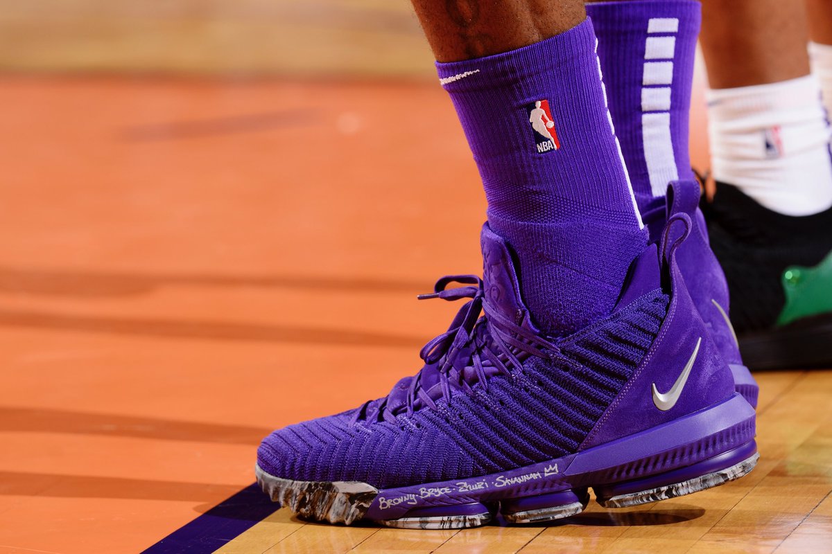 lebron purple 16
