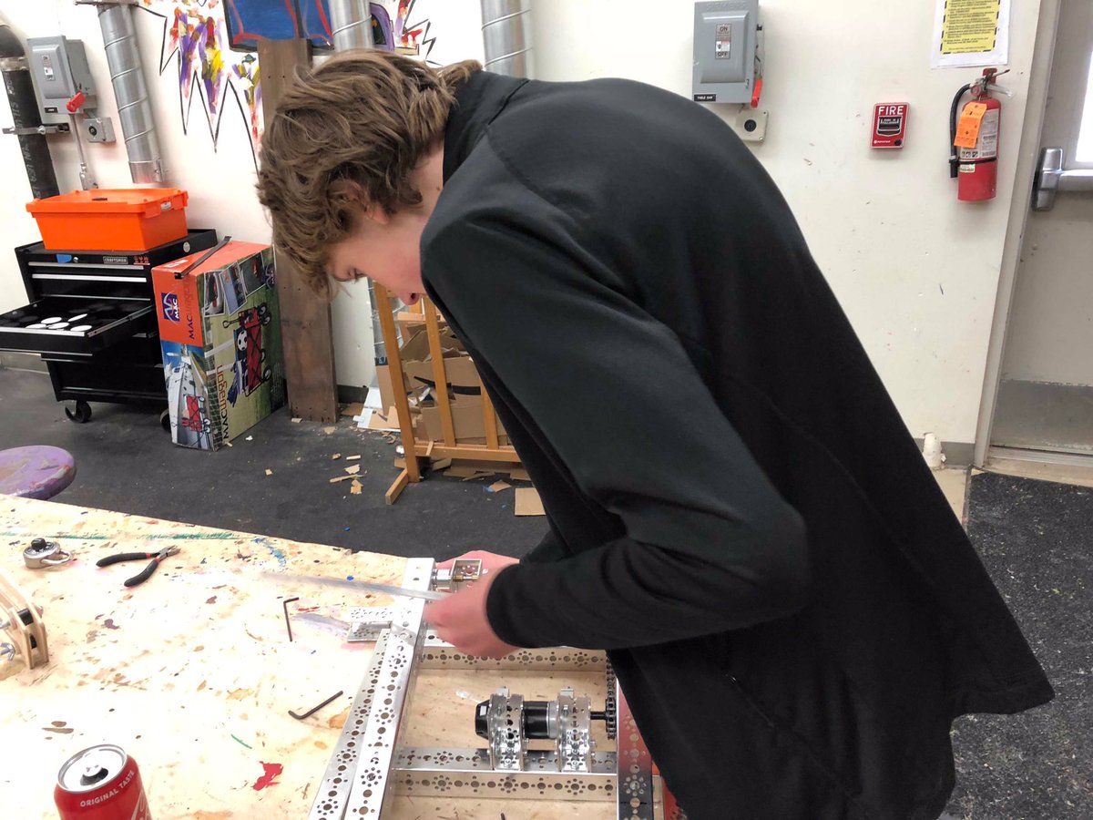 Another busy day today - our chassis prototypes are coming along smoothly, hopefully we’ll have a completed one soon. #BackcountryRobotics #OMGrobots #firstrobotics