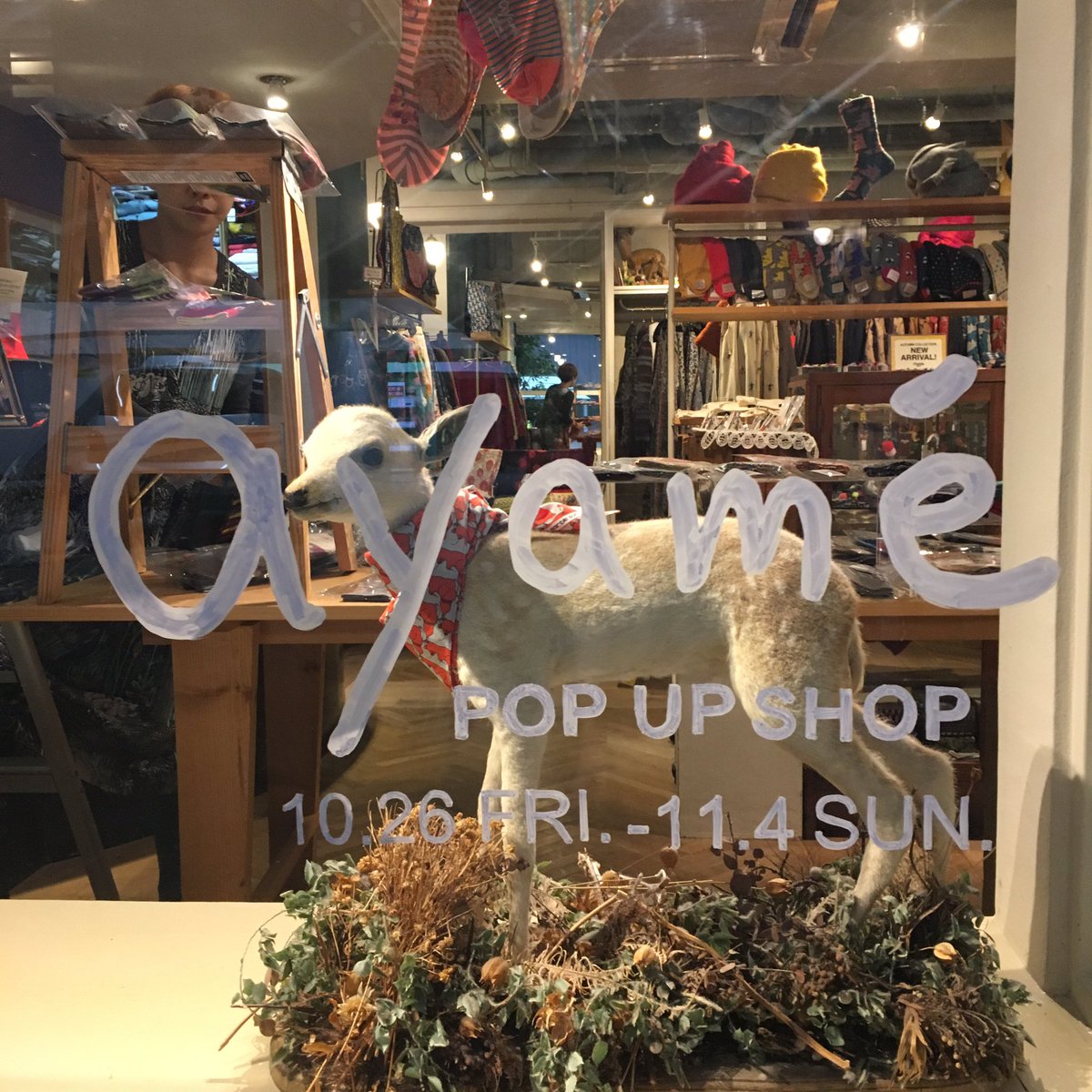 marbleSUD_hara's tweet photo. #ayamesocks イベント準備着々と進んでおります!メンズズラリと壁に並べてみました。お店に今まで入荷してないものも多数あります♫ 明日からのポップアップお待ちしております!原宿店スタッフ一同 https://t.co/Jzj05kM70u