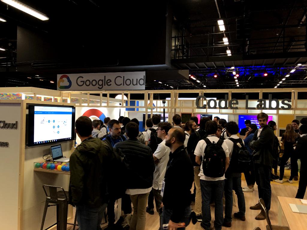 GoogleCloud_FR's tweet photo. Google Cloud et @Salime étaient présents hier au côté des Meilleurs Développeurs de France et des gagnants #MDF2018 #GoogleCloudMDF https://t.co/SE0Slmbx98