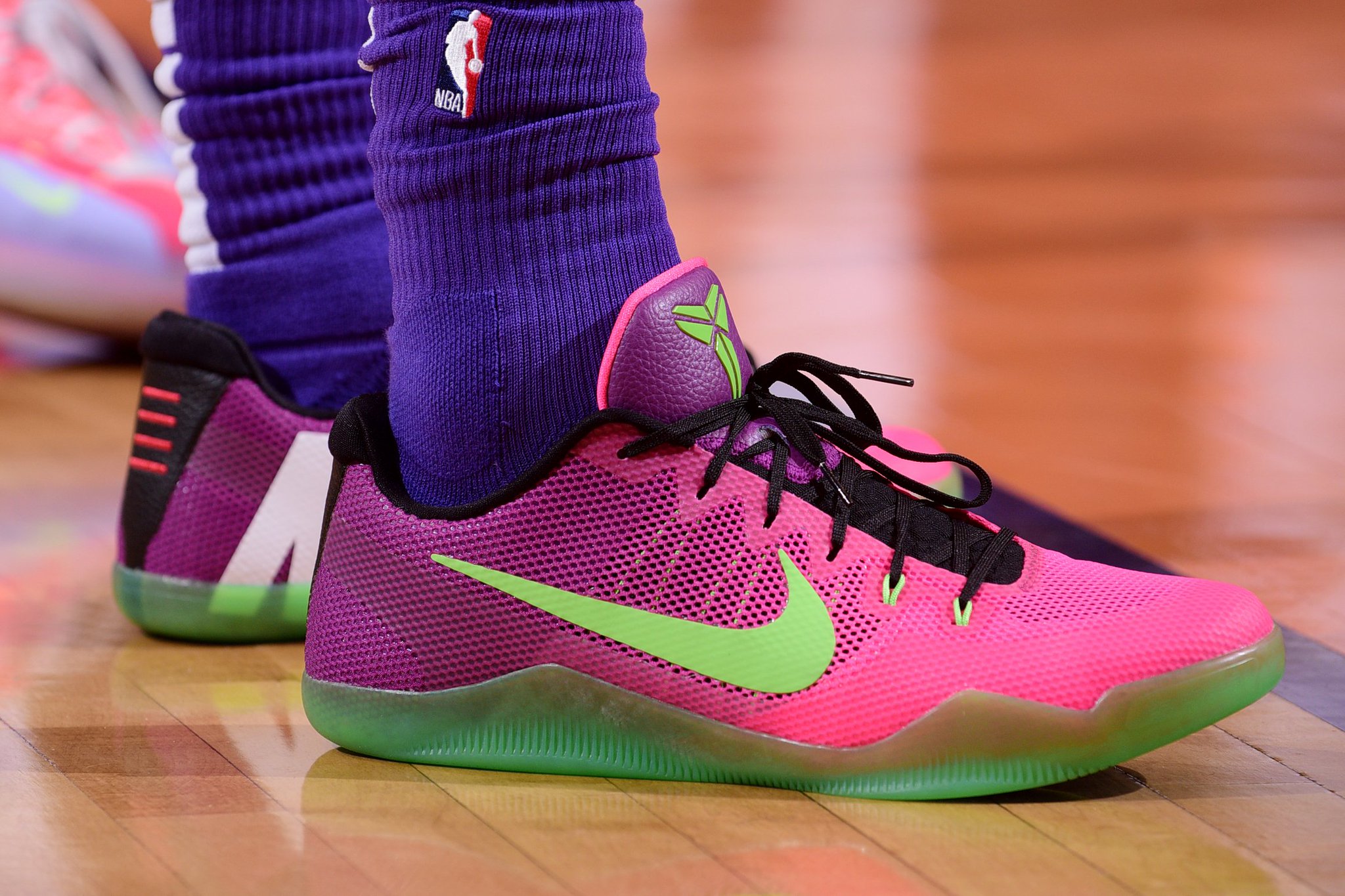 Kobe 11 mambacurial sales