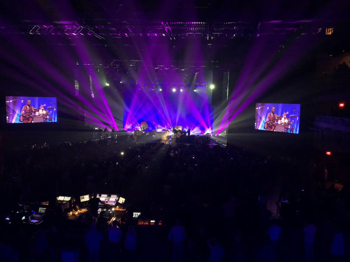 PeteBrooker's tweet photo. A....maz...ing! Thank you #NetAppInsight https://t.co/AF0qRr2jlq