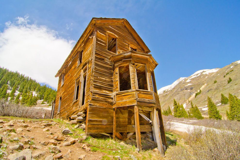 10 ghost towns you need to see when driving #Colorado bit.ly/2qaFRei #AnimasForks