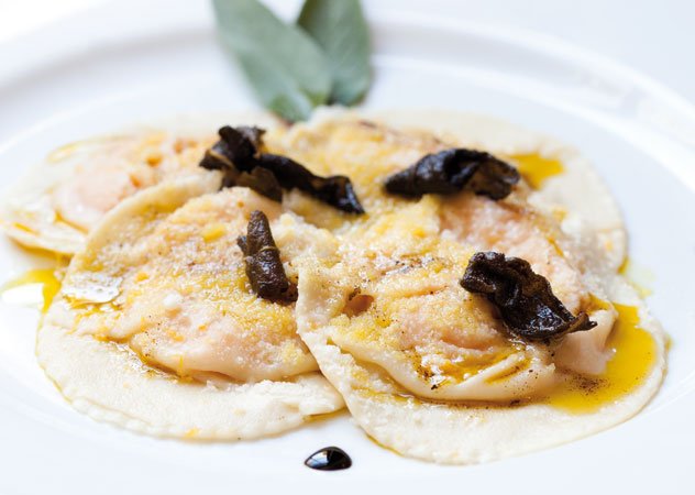 22 must-try #Italian #restaurants in #CapeTown: via <a href="/Eat_Out/">Eat Out</a> <a href="/InstaEats/">InstaEats</a> <a href="/95Keerom/">95 Keerom</a> <a href="/GC_Com/">GC Communications</a> <a href="/TheAlphen/">The Alphen Hotel</a> <a href="/KoveCollection/">TheKoveCollection</a> @BoccaCT <a href="/BurrataSA/">Burrata</a> <a href="/CasaLabia/">Casa Labia</a> <a href="/ColCacchio/">Col'Cacchio</a> <a href="/TheCousins/">TheCousins trattoria</a> <a href="/GiuliosCafe/">Giulio's Cafe'</a> <a href="/hail_pizza_ct/">Hail Pizza</a> <a href="/Massimos_hb/">Massimo's Hout Bay</a> @NonnaLinaCT <a href="/posticino/">Posticino Ristorante</a> <a href="/capetown/">ᑕᗩᑭE TOᗯᑎ</a> #WorldPastaDay #lovecapetown