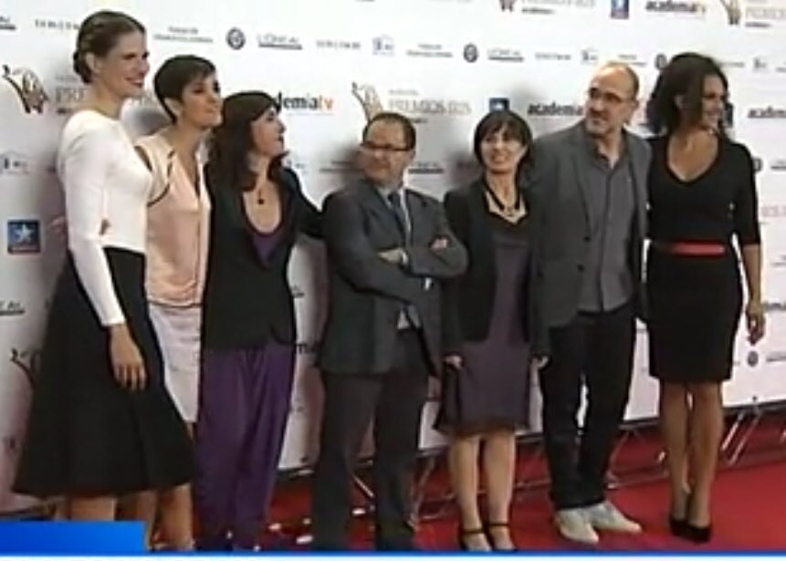 DesireeNdjambo's tweet photo. Se nos escapó pero lo pasamos genial. #La2n, nominado al mejor informativo #PremiosIris2018 @academia_tv https://t.co/U0rmeIvRrV
