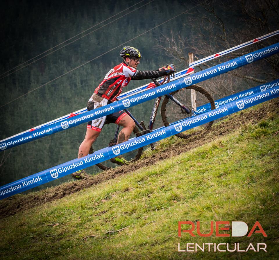 XAVIER ARIZA SEXTO EN CX GUISSONA 
fatimabl.net/contenido/xavi…

#EntrenamientoPersonal #EntrenamientoCiclocross #EntrenamientoCx