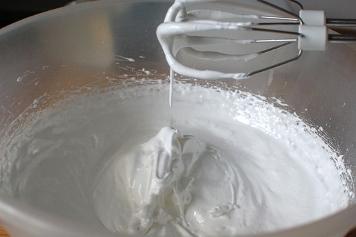 FoodEd_MissLuke's tweet photo. Protein: Foam formation https://t.co/ACbhO6I5J7 https://t.co/L5wG4gU68Y