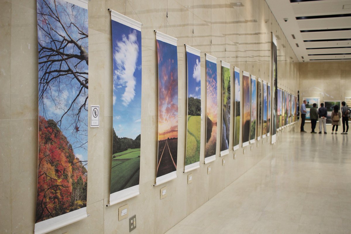 フォト軸 ニュージーランド出身の写真家が考案した 独自の手法 掛け軸ならぬ フォト軸 Damonbayphotoart デイモン ベイ Togetter フォト軸 ニュージーランド出身の写真家が考案した 独自の手法 掛け軸ならぬ フォト軸 Damonbayphotoart デイモン ベイ Togetter