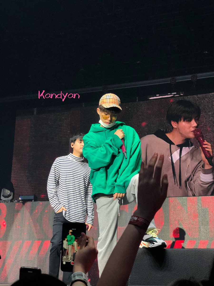 175cmheight's tweet image. iKONinSYDNEY #iKONTINUEinSydney

한빈 아이콘 비아이
iKON B.i Hanbin